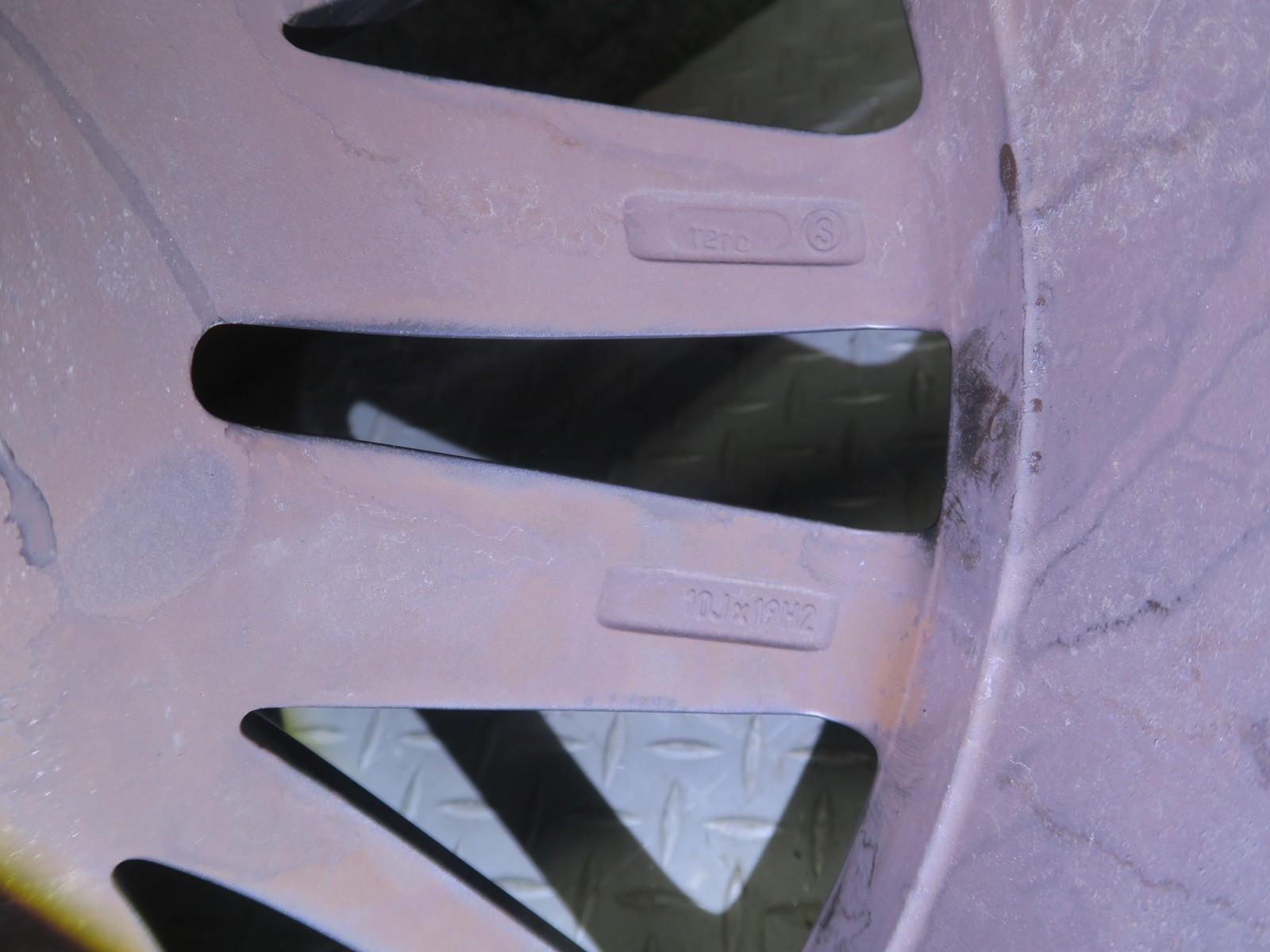Maserati Ghibli 2014-2020 Rear Wheel P/N 670016855