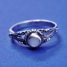 sz 7, southwestern Sterling 925 silver handmade ring with white mother of pearl