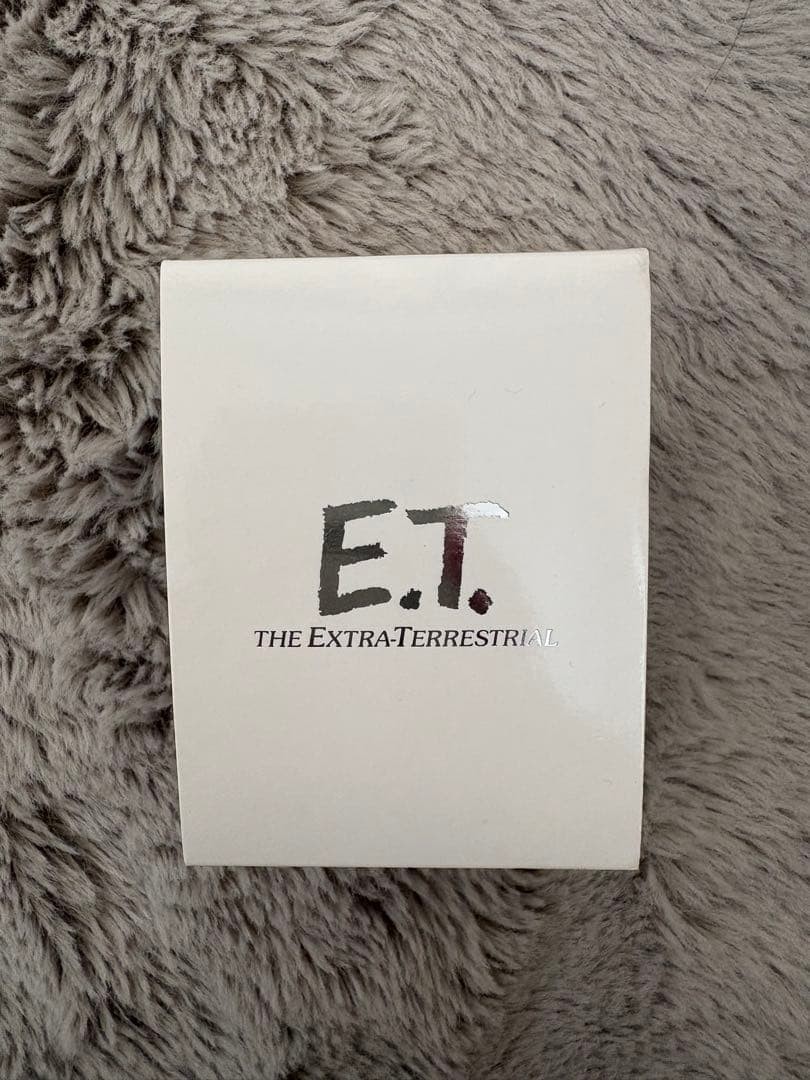 USJ Limited E.T. The Extra-Terrestrial Watch Universal Studios Japan Boxed View 5