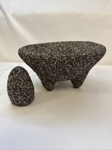 Vintage Molcajete Lava Stone 8.5” x4.5”Mortar & Pestle Handmade - Picture 1 of 12