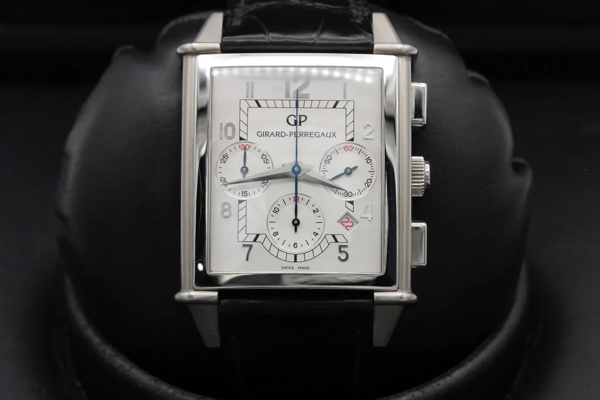 Girard-Perregaux Vintage 1945 Silver Men's Watch - 25840 11