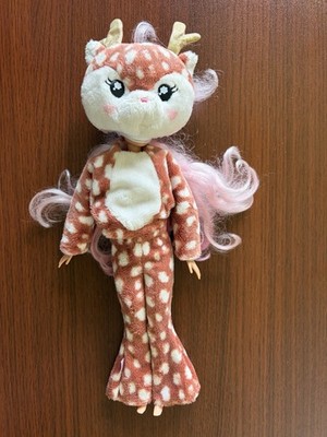 Mattel Barbie Cutie Reveal Deer Outfit Snowflake Sparkle Pink Hair Doll Gold