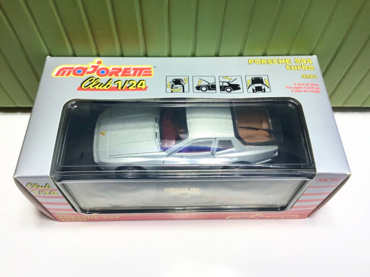 Majorette Club Porsche 944 Turbo 1/24 Scale #4201 Diecast Metal 