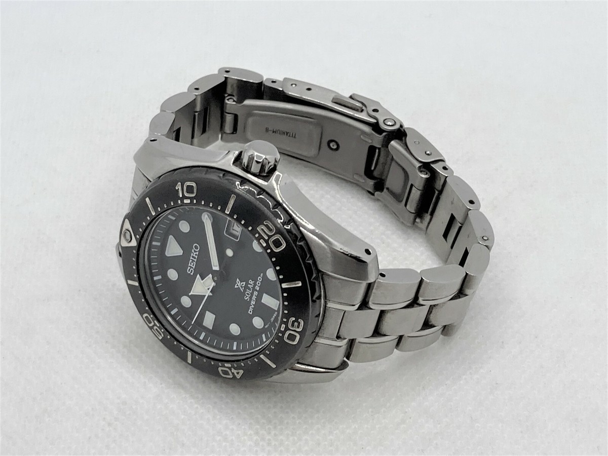 SEIKO Prospex Diver's 200M Solar Boy's Wristwatch Titanium SEIKO Prospex Diver's 200M Solar Boy's Wristwatch Titanium