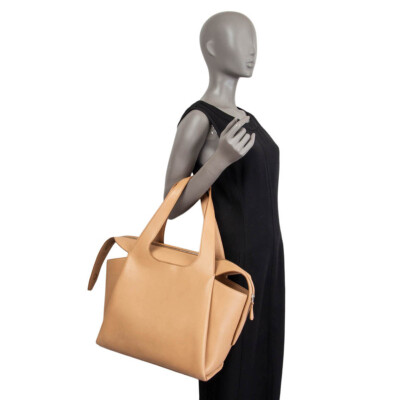 65865 auth THE ROW natural leather LARGE TR1 Shoulder Bag 65865 auth THE ROW natural leather LARGE TR1 Shoulder Bag