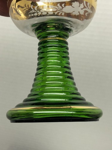 Copa de vino alemana Oberammergau verde colmena tallo estampado dorado - Imagen 4 de 7