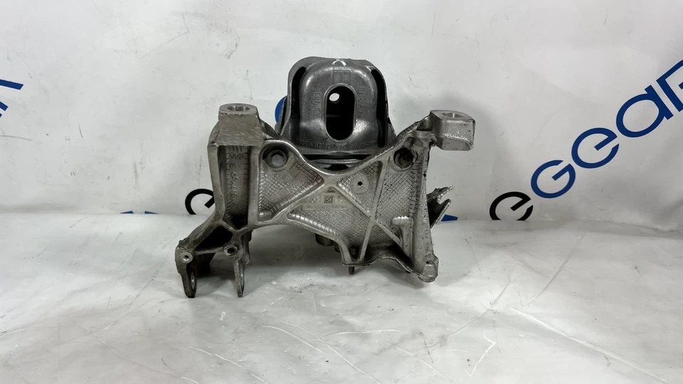 OEM 2018-23 AUDI A4 S4 A5 S5 RS5 Passenger Right Engine Mount Bracket 8W0399296E - Image 3 of 4