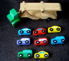 Melissa  Doug Wooden Car Carrier Eight Cars