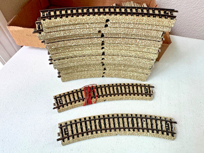 38 pcs Marklin HO M Track (16) #5106 Straight & (22) #5100 Curve - EC