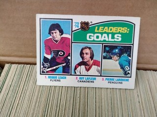 1976 77 O Pee Chee Hockey Complete Set (1 396) EX (No Creases)