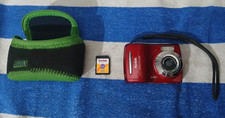 Kodak EasyShare C15 '12 MP' Digital Camera 35 mm Zoom Red W 4G Memory Card Case