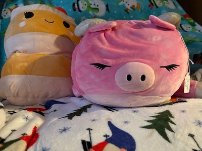 Joy Lg cuddle me and sawtelle squishmallow sold separately 