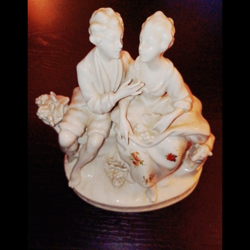 neutettau victorian couple figurine floral scene 