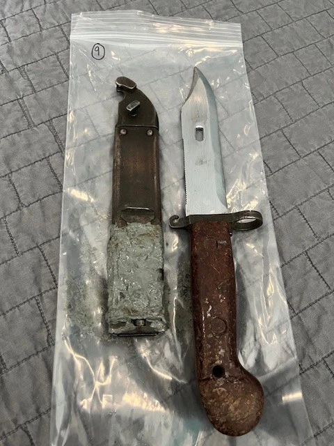 Surplus Romanian Bayonet with Sheath - Image 2 of 4