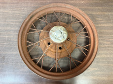 Vintage 1930 1931 Ford Model A 19 Wire Wheel With Hubcap 926 Vintage 1930 1931 Ford Model A 19 Wire Wheel With Hubcap 926