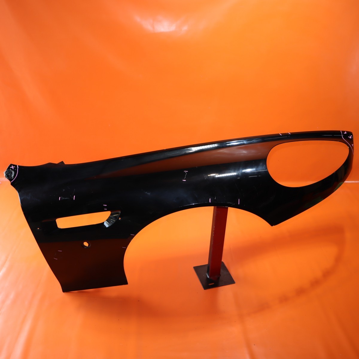 ASTON MARTIN DB9 FENDER RIGHT 2005 2006 2007 2008 2009 2010 2011 4G43-16006-AA
