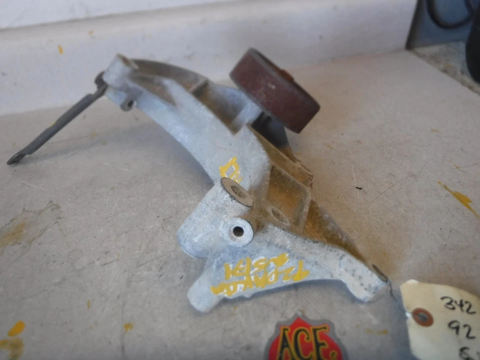 92-03 Dodge Ram Pickup Van Dakota Alternator Bracket WITHOUT AC 3.9L 5.2L 5.9L - Image 3 of 4