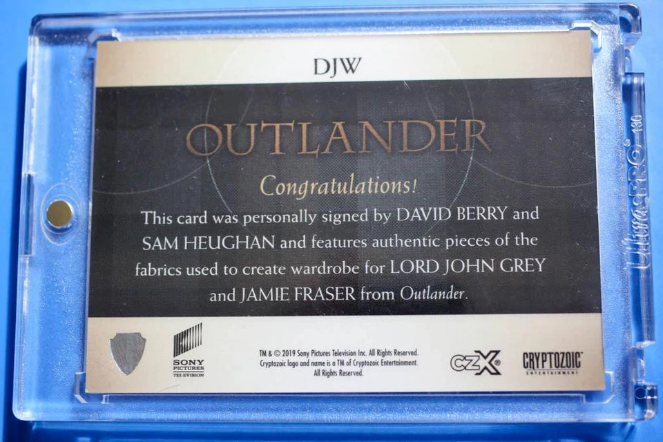 Outlander CZX Dual Autograph Costume Card DJW David Berry & Sam Heughan - Image 2 of 2