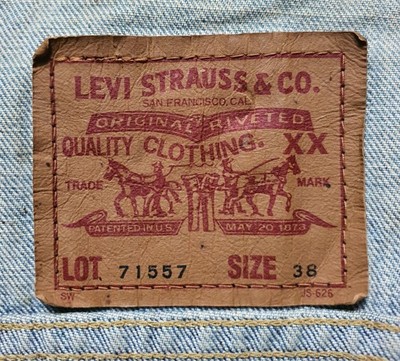 Vintage LEVI'S 557 90s Big E 71557 J02 LVC Denim Trucker Jacket