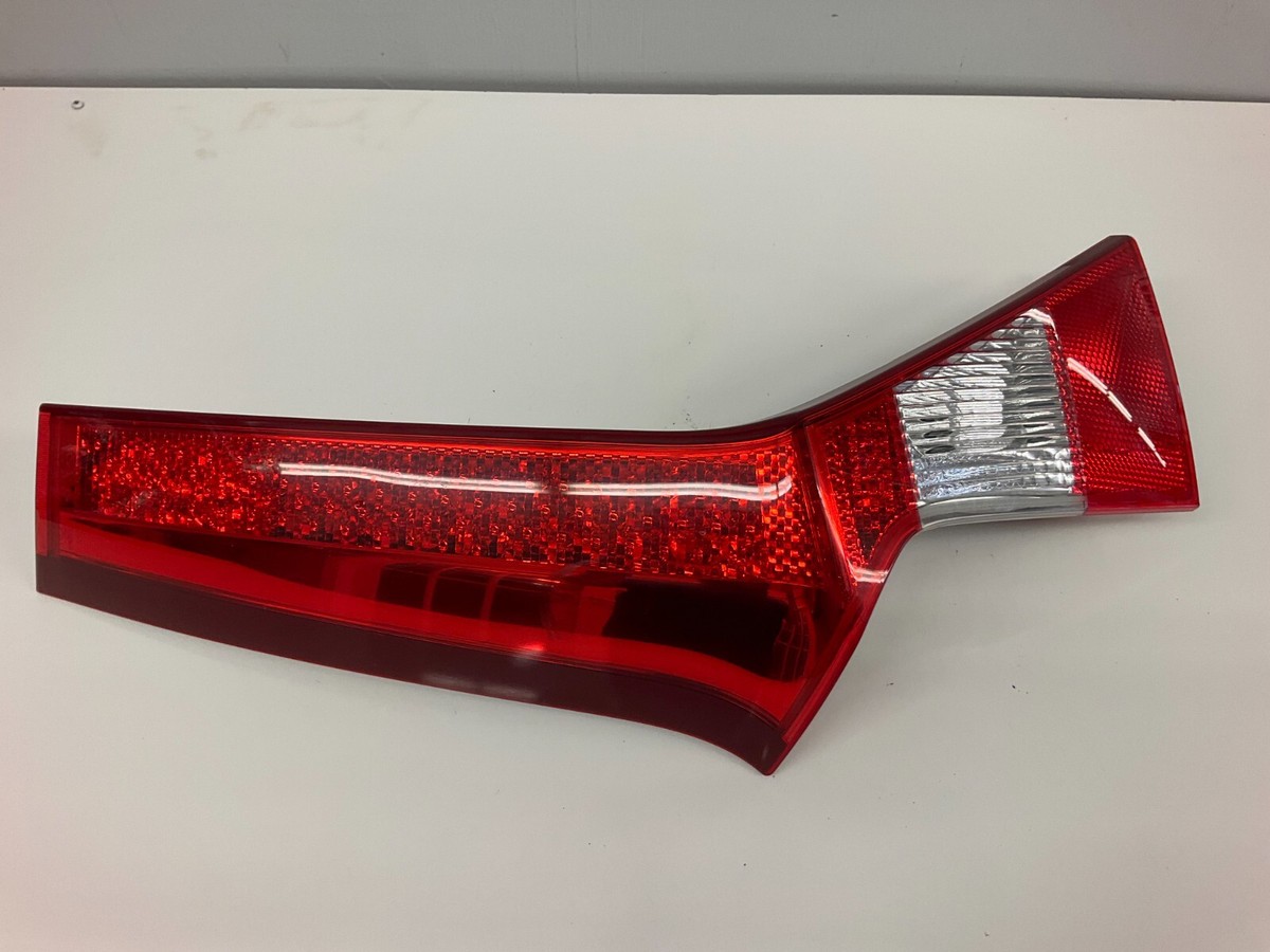 08-13 Volvo V70 XC70 Left Rear Gate Mounted Tail Light