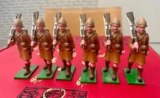 Trophy Miniatures Lead Toy Soldiers  Boer War Gordon Highlanders Marching Set