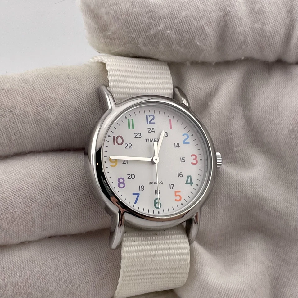 Женские часы Timex Weekender T2N837 Indiglo корпус 31 мм белый цельный ремешок - Изображение 4 из 4