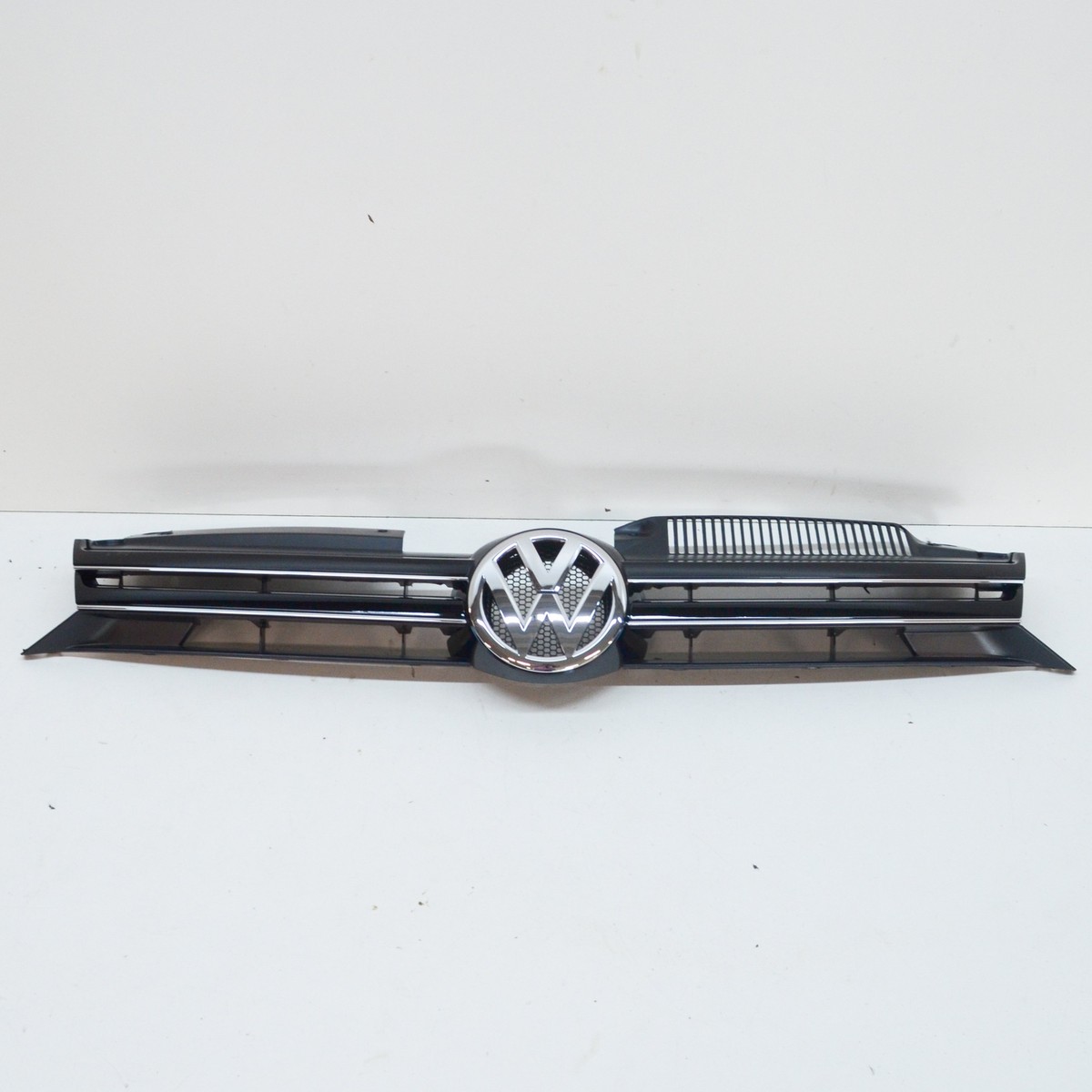 NEW VW GOLF VI AJ MK6 FRONT RADIATOR GRILLE 1K9853651EZLL ORIGINAL