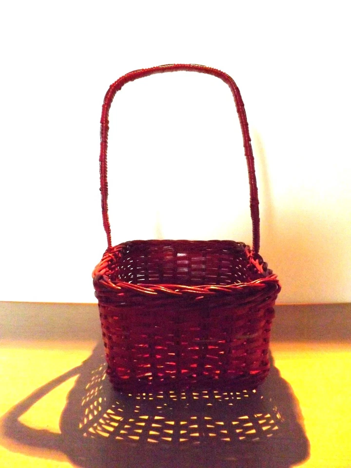Red Wicker Basket(110516) - Image 3 of 4