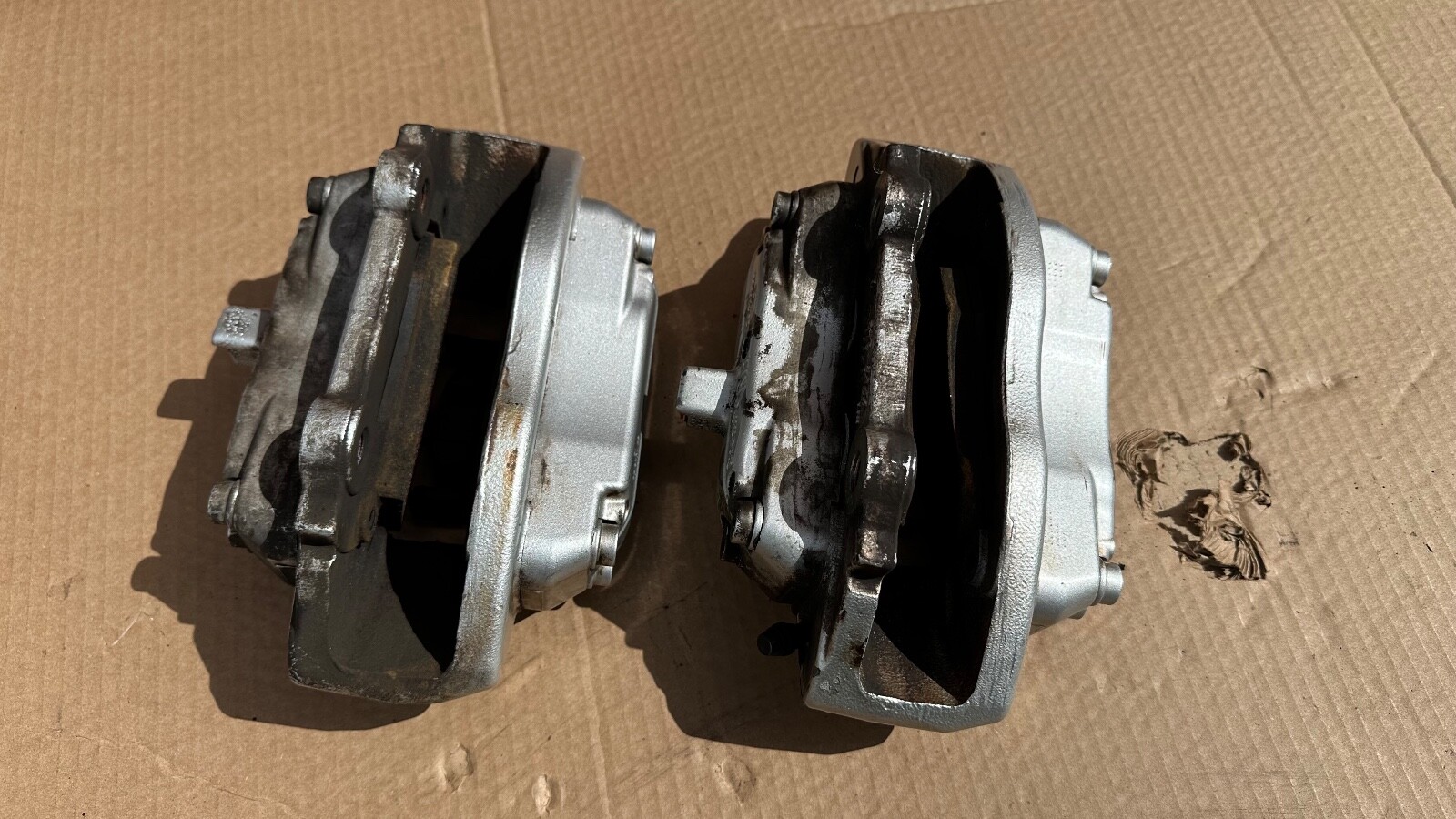 04-17 Maserati Quattroporte Front Left & Right Brake Caliper Brembo 20723303.04