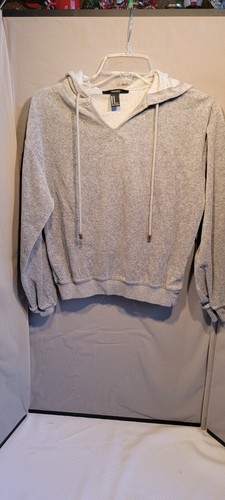 Forever 21 Pullover Sweatshirt Heather Grey Size Large Retail $25 Forever 21 Pullover Sweatshirt Heather Grey Size Large Retail $25