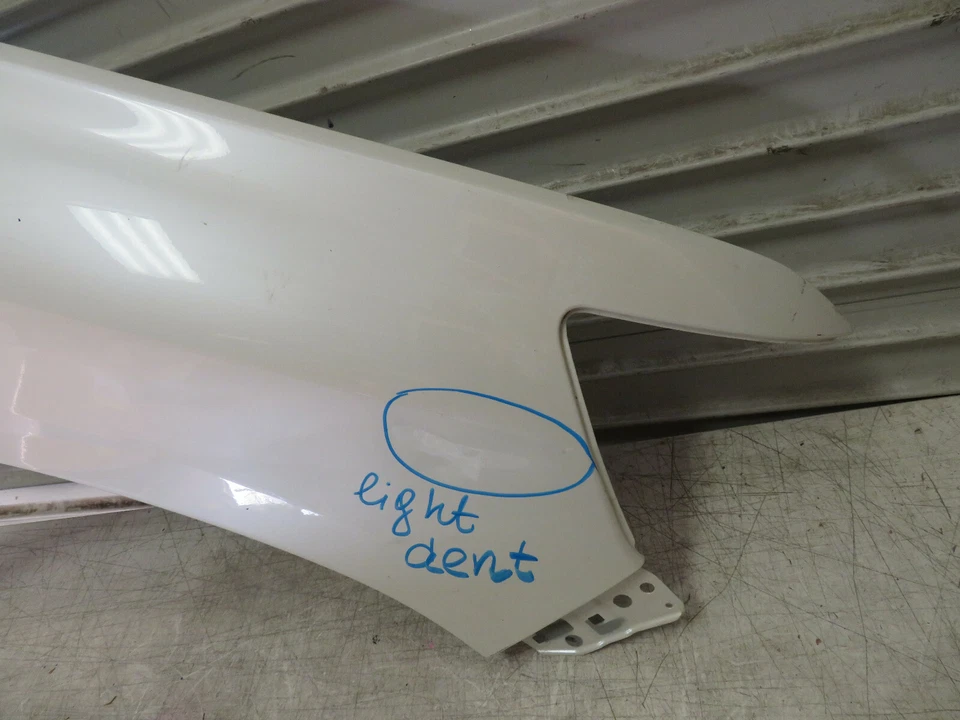 2016-2020 Toyota Land Cruiser Right Front Fender OEM Passenger Side Factory Foto 4 de 4