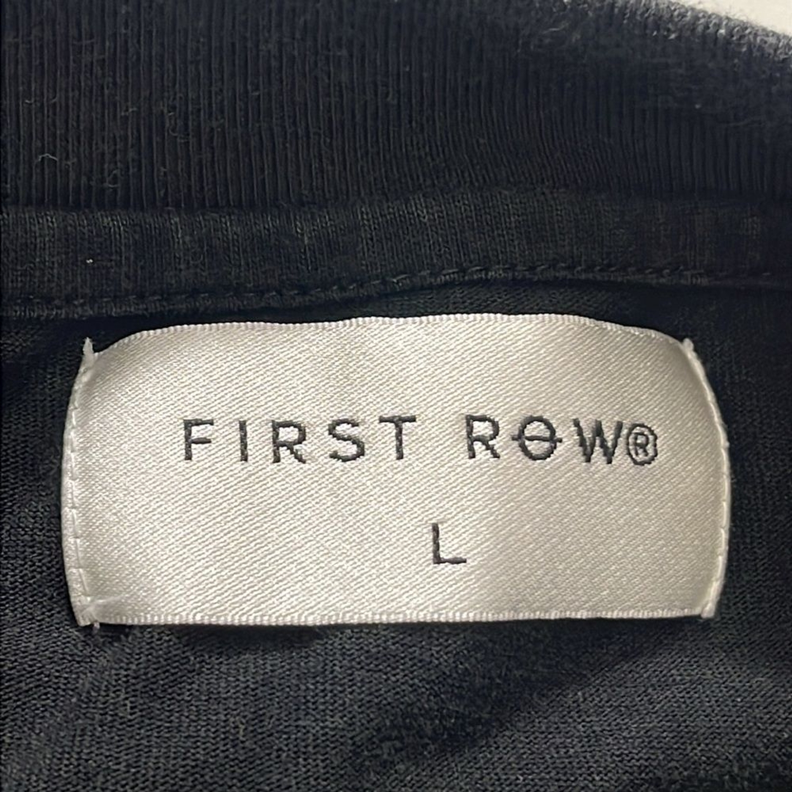 T shirt manica corta prima fila nera e rossa con ricamo floreale