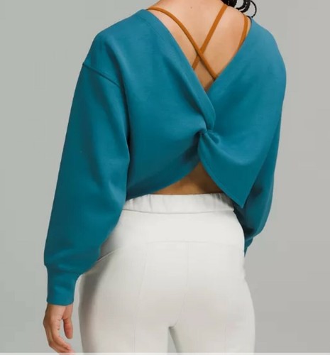 lululemon twist front top