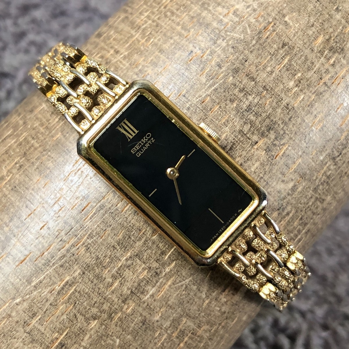 Seiko Women 1320-5249 Dress Black Dial Gold Tone Rectangle Quartz
