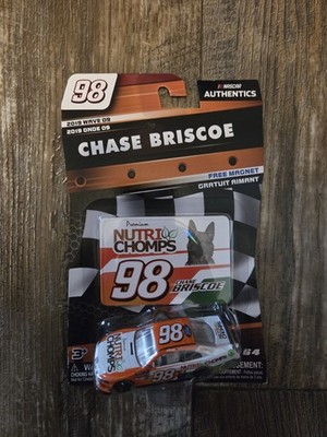 Chase Briscoe NASCAR Authentics 2019 Wave 09 #98 NutriChomps 1:64