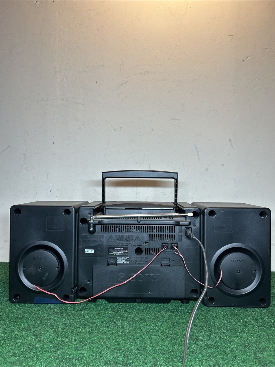 SONY CFD-510 Cassette/Tape AM/FM CD Player Radio Boombox Portable