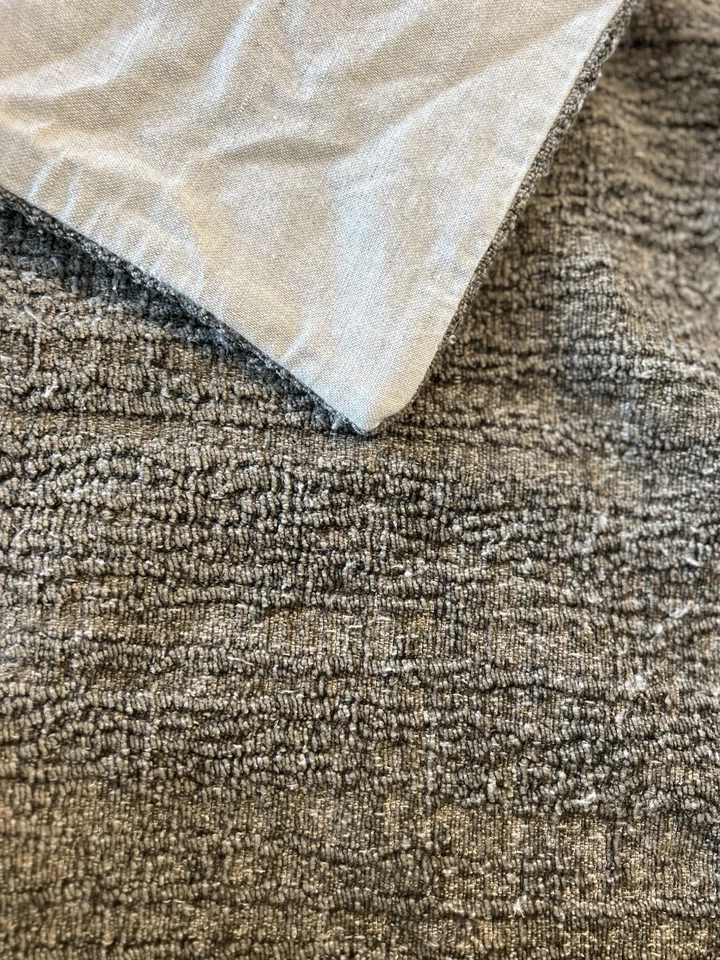 Pottery Barn Textured Chenille Pillow Cover 16”x26” Mushroom PRE-OWNED READ - Image 4 of 4