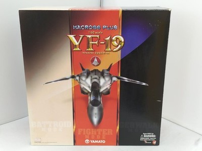 Yamaha Macross Plus voll verformt YF-19 gebraucht