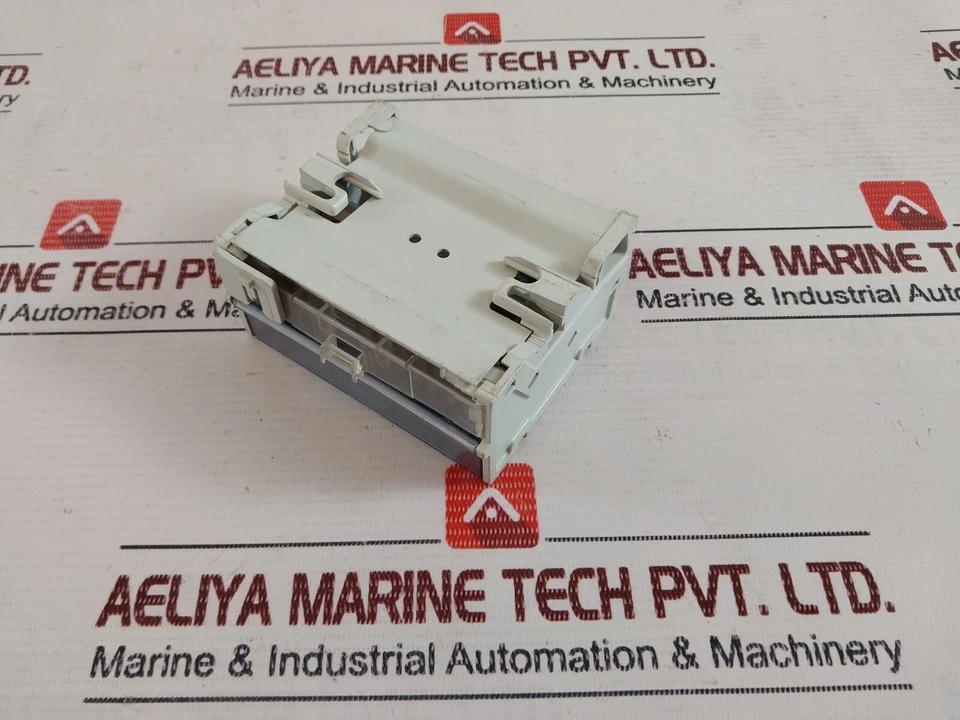 Legrand 048 85 Three Phase Terminal Block Module - Image 4 of 4