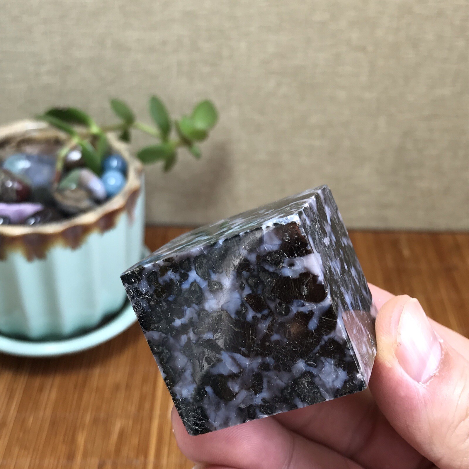 35mm Natural merlinite Snakeskin spotted Cube Crystal free standing 139g A5281