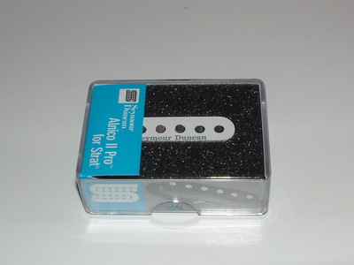 Seymour Duncan APS1 Alnico ll Pro Staggered for Strat Pickup WHITE  New Warranty