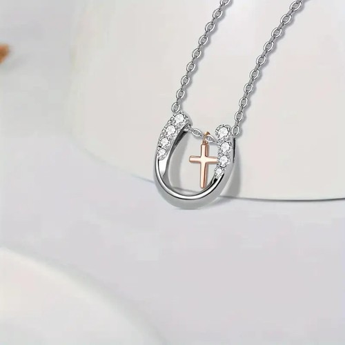 Horseshoe Pendant Necklace Hollow Cross Decor U-shaped Pendant Jewelry Fashion - 第 2/6 張圖片