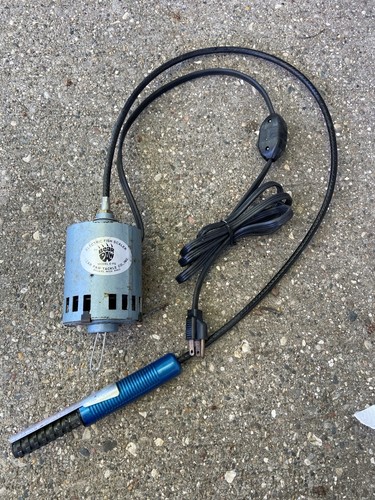 BEAR PAW TACKLE  E-FS ELECTRIC FISH SCALER EXCELLENT CONDITION