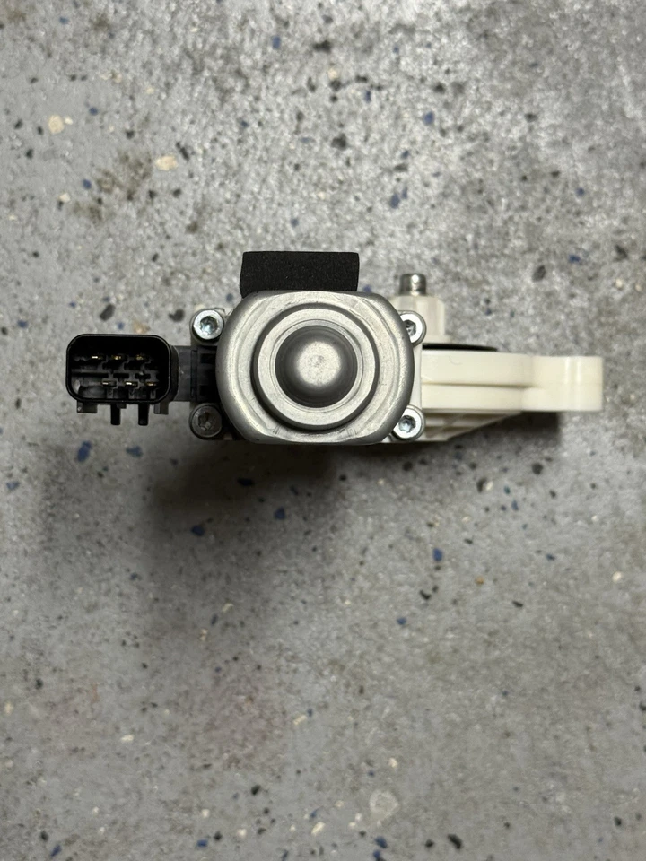 Motor de ventana eléctrica del lado del conductor delantero Dorman 742-439 para modelo Dodge/Ram seleccionado Foto 3 de 3