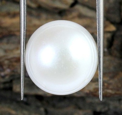 AGI Certified Natural White South Sea Pearl 8.85 Ct/12 mm Round Gemstone T20813