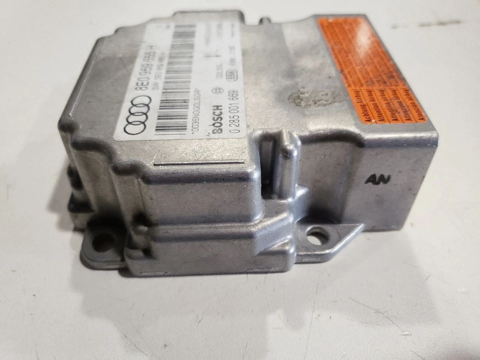 Модуль управления SRS - 2007 Audi A4 B7 седан - 05-07 OEM 8E0959655H - Изображение 4 из 4