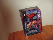 BRAND NEW TRANSFORMERS GENERATIONS LEGACY VOYAGER ARMADA UNIVERSE STARSCREAM