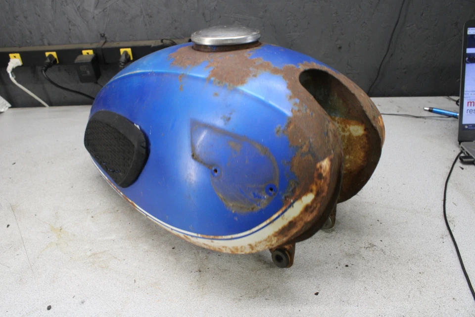 1968 Kawasaki A1SS A1 A7 tanque de gasolina 6566.HI - Imagem 3 de 4