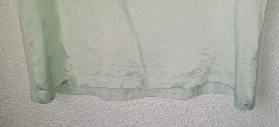 Top WinterSilks mezcla de seda manga corta para mujer pequeño verde menta ligero Foto 4 de 4
