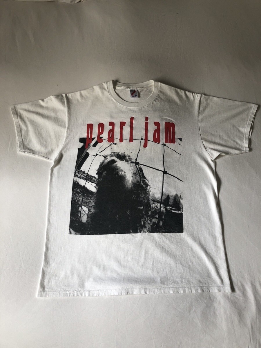 Vintage Pearl Jam Vs. Cover In Front And Bite This Swallow In The